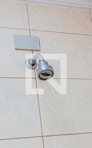 Apartamento à venda com 110m², 3 quartos e 2 vagas Apartamento à venda com 110m², 3 quartos e 2 vagasDetalhe do Banheiro da Suite