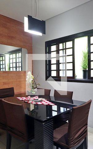 Casa à venda com 155m², 4 quartos e 2 vagasCozinha