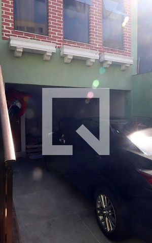 Casa à venda com 155m², 4 quartos e 2 vagasGaragem