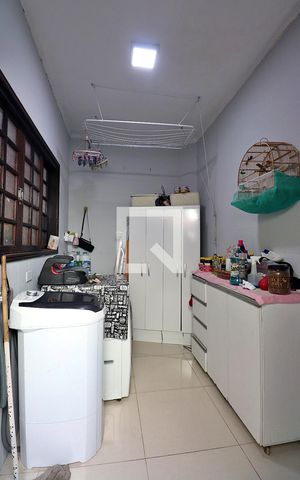 Casa à venda com 155m², 4 quartos e 2 vagasÁrea de Serviço