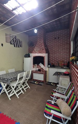 Casa à venda com 155m², 4 quartos e 2 vagasChurrasqueira