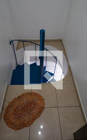 Casa à venda com 600m², 3 quartos e 8 vagas Casa à venda com 600m², 3 quartos e 8 vagasAcesso Garagem