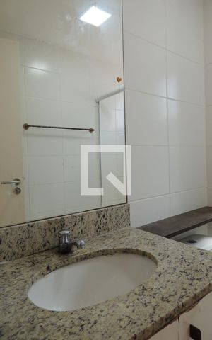 Apartamento para alugar com 65m², 2 quartos e 1 vagaBanheiro Social