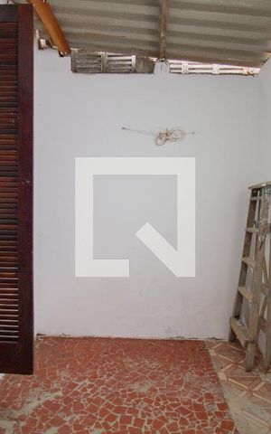Casa à venda com 103m², 2 quartos e 1 vagaÁrea de Serviço