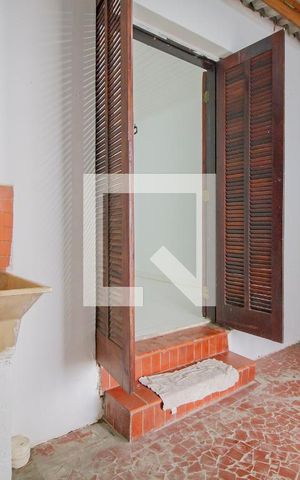 Casa à venda com 103m², 2 quartos e 1 vagaÁrea de Serviço