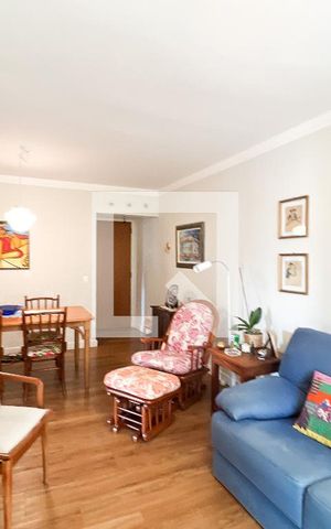 Apartamento à venda com 77m², 3 quartos e 1 vaga Apartamento à venda com 77m², 3 quartos e 1 vagaSala