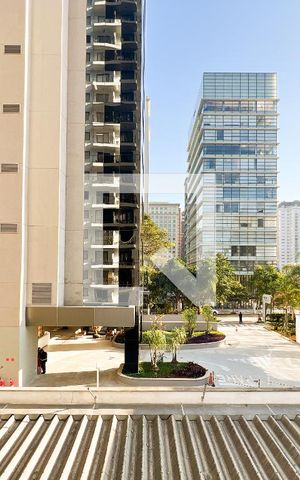 Apartamento à venda com 77m², 3 quartos e 1 vaga Apartamento à venda com 77m², 3 quartos e 1 vagaVista