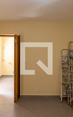 Casa à venda com 130m², 3 quartos e 1 vaga Casa à venda com 130m², 3 quartos e 1 vagaEdícula -Sala