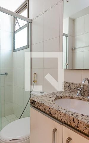 Apartamento para alugar com 90m², 2 quartos e 1 vaga Apartamento para alugar com 90m², 2 quartos e 1 vagaBanheiro da Suíte 2