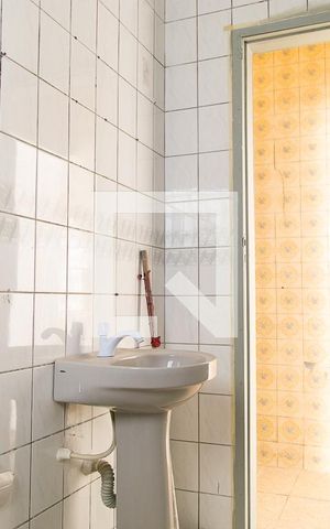 Casa à venda com 90m², 2 quartos e sem vagaBanheiro
