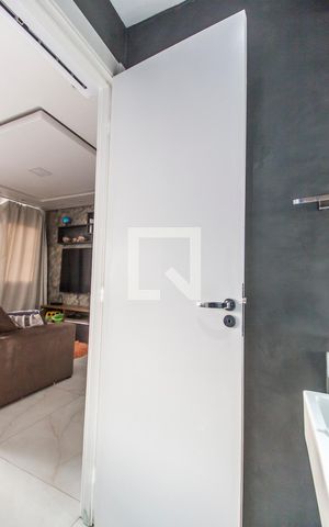 Apartamento à venda com 54m², 1 quarto e 2 vagasBanheiro