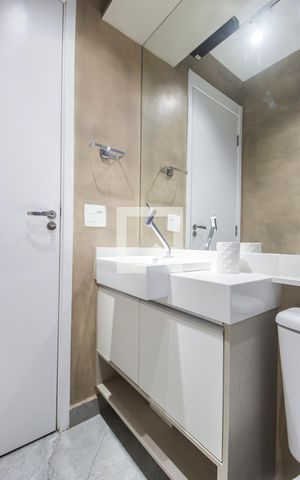 Apartamento à venda com 54m², 1 quarto e 2 vagasBanheiro da Suíte