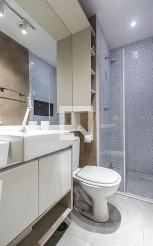 Apartamento à venda com 54m², 1 quarto e 2 vagasBanheiro da Suíte