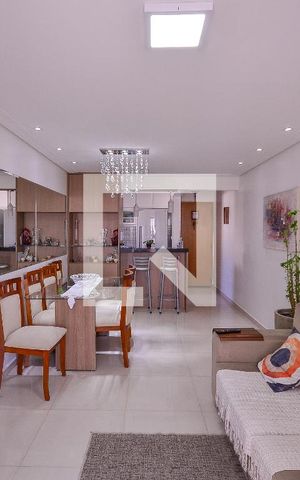 Apartamento à venda com 65m², 2 quartos e 2 vagas Apartamento à venda com 65m², 2 quartos e 2 vagasSala