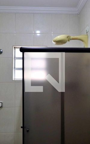 Casa para alugar com 214m², 3 quartos e 8 vagasBanheiro Social