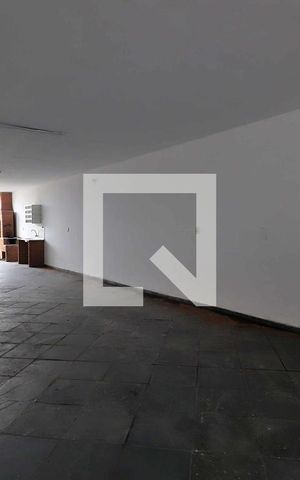 Casa para alugar com 214m², 3 quartos e 8 vagasGaragem