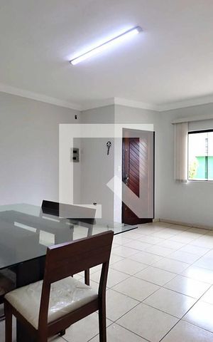 Casa para alugar com 214m², 3 quartos e 8 vagasSala