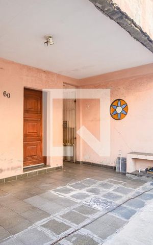 Casa à venda com 104m², 3 quartos e 1 vaga Casa à venda com 104m², 3 quartos e 1 vagaGaragem