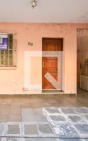 Casa à venda com 104m², 3 quartos e 1 vaga Casa à venda com 104m², 3 quartos e 1 vagaGaragem