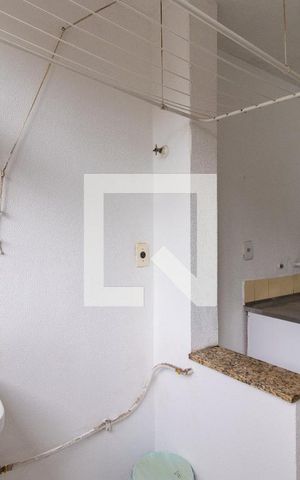 Apartamento para alugar com 65m², 2 quartos e 1 vagaÁrea de Serviço