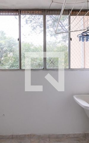 Apartamento para alugar com 65m², 2 quartos e 1 vagaÁrea de Serviço