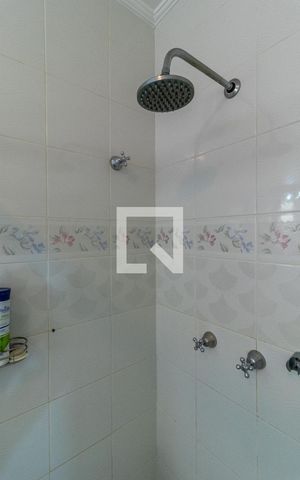 Casa à venda com 253m², 4 quartos e 5 vagasBanheiro da Suíte 1