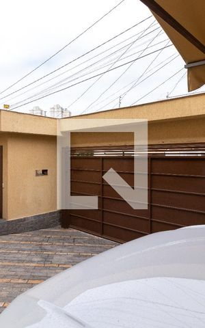 Casa à venda com 253m², 4 quartos e 5 vagasGaragem