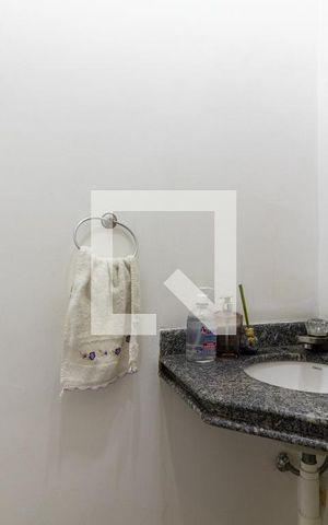 Casa à venda com 253m², 4 quartos e 5 vagasLavabo