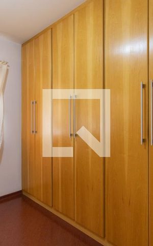 Casa à venda com 253m², 4 quartos e 5 vagasCloset da Suíte 1