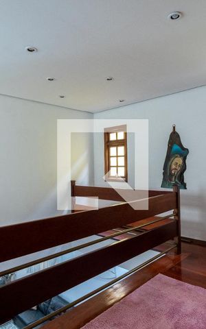 Casa à venda com 253m², 4 quartos e 5 vagasHall dos Quartos