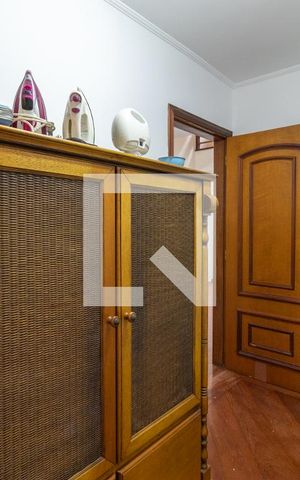 Casa à venda com 253m², 4 quartos e 5 vagasEscritório
