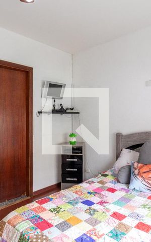 Casa à venda com 253m², 4 quartos e 5 vagasSuíte 2
