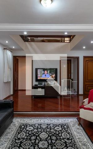 Casa à venda com 253m², 4 quartos e 5 vagasSala de Estar