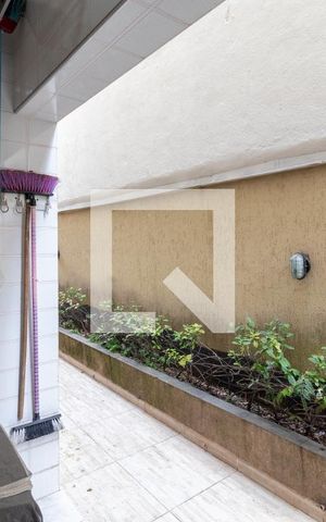 Casa à venda com 253m², 4 quartos e 5 vagasÁrea de Serviço