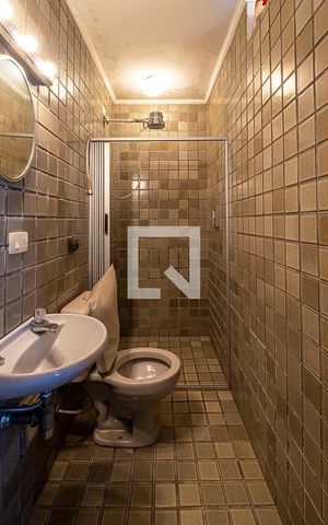 Casa à venda com 320m², 3 quartos e 4 vagas Casa à venda com 320m², 3 quartos e 4 vagasÁrea de Serviço - Suíte 1