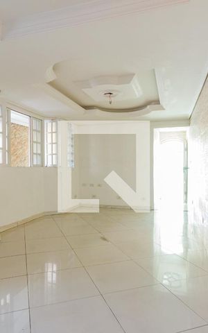 Casa para alugar com 260m², 3 quartos e 3 vagasSala