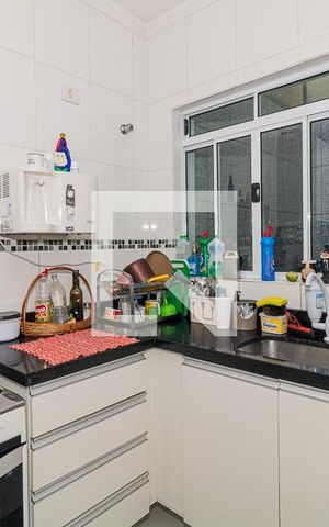 Casa de condomínio à venda com 87m², 3 quartos e 2 vagas Casa de condomínio à venda com 87m², 3 quartos e 2 vagasCozinha