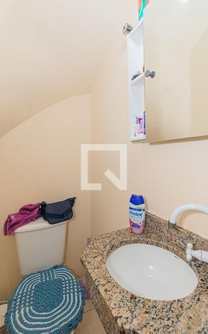 Casa de condomínio à venda com 87m², 3 quartos e 2 vagas Casa de condomínio à venda com 87m², 3 quartos e 2 vagasLavabo