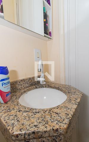 Casa de condomínio à venda com 87m², 3 quartos e 2 vagas Casa de condomínio à venda com 87m², 3 quartos e 2 vagasLavabo