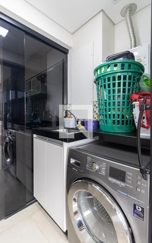 Apartamento para alugar com 94m², 2 quartos e 2 vagas Apartamento para alugar com 94m², 2 quartos e 2 vagasLavanderia