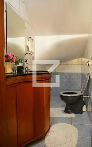 Casa de condomínio para alugar com 380m², 4 quartos e 4 vagasLavabo