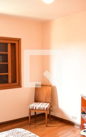 Casa de condomínio para alugar com 380m², 4 quartos e 4 vagasSuíte 1