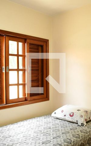 Casa de condomínio para alugar com 380m², 4 quartos e 4 vagasSuíte 2