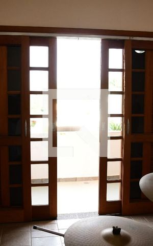 Casa de condomínio para alugar com 380m², 4 quartos e 4 vagasSala 3