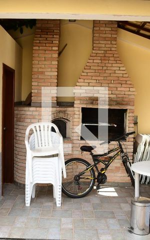 Casa de condomínio para alugar com 380m², 4 quartos e 4 vagasÁrea Gourmet