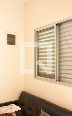 Casa de condomínio para alugar com 380m², 4 quartos e 4 vagasQuarto de Serviço