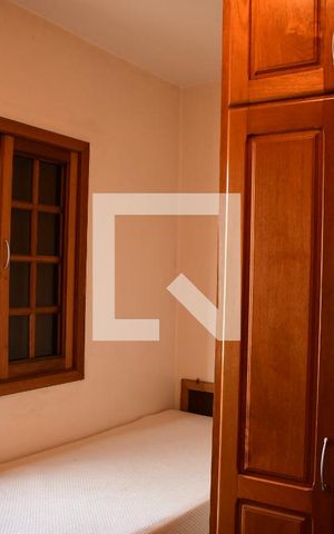 Casa de condomínio para alugar com 380m², 4 quartos e 4 vagasQuarto 