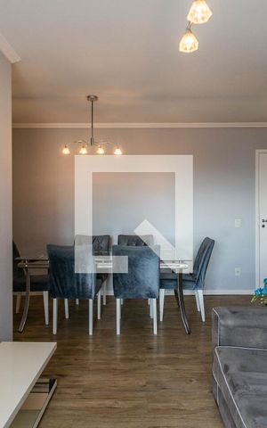 Apartamento à venda com 80m², 3 quartos e 2 vagas Apartamento à venda com 80m², 3 quartos e 2 vagasSala