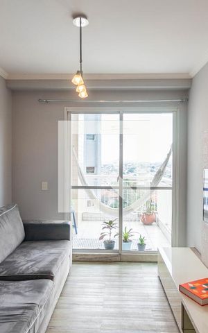 Apartamento à venda com 80m², 3 quartos e 2 vagas Apartamento à venda com 80m², 3 quartos e 2 vagasSala