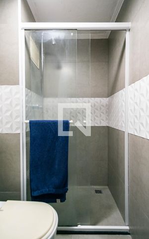Apartamento à venda com 80m², 3 quartos e 2 vagas Apartamento à venda com 80m², 3 quartos e 2 vagasBanheiro